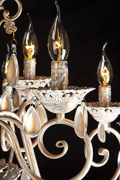 Люстра подвесная с декором из стекла 10009/12 белый с золотом. Фото 5
