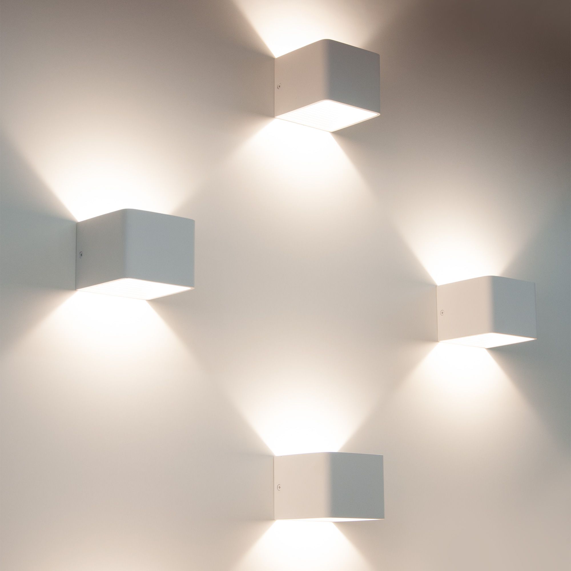 Настенный светодиодный светильник Corudo Elektrostandard Corudo MRL LED 1060 белый. Фото 3