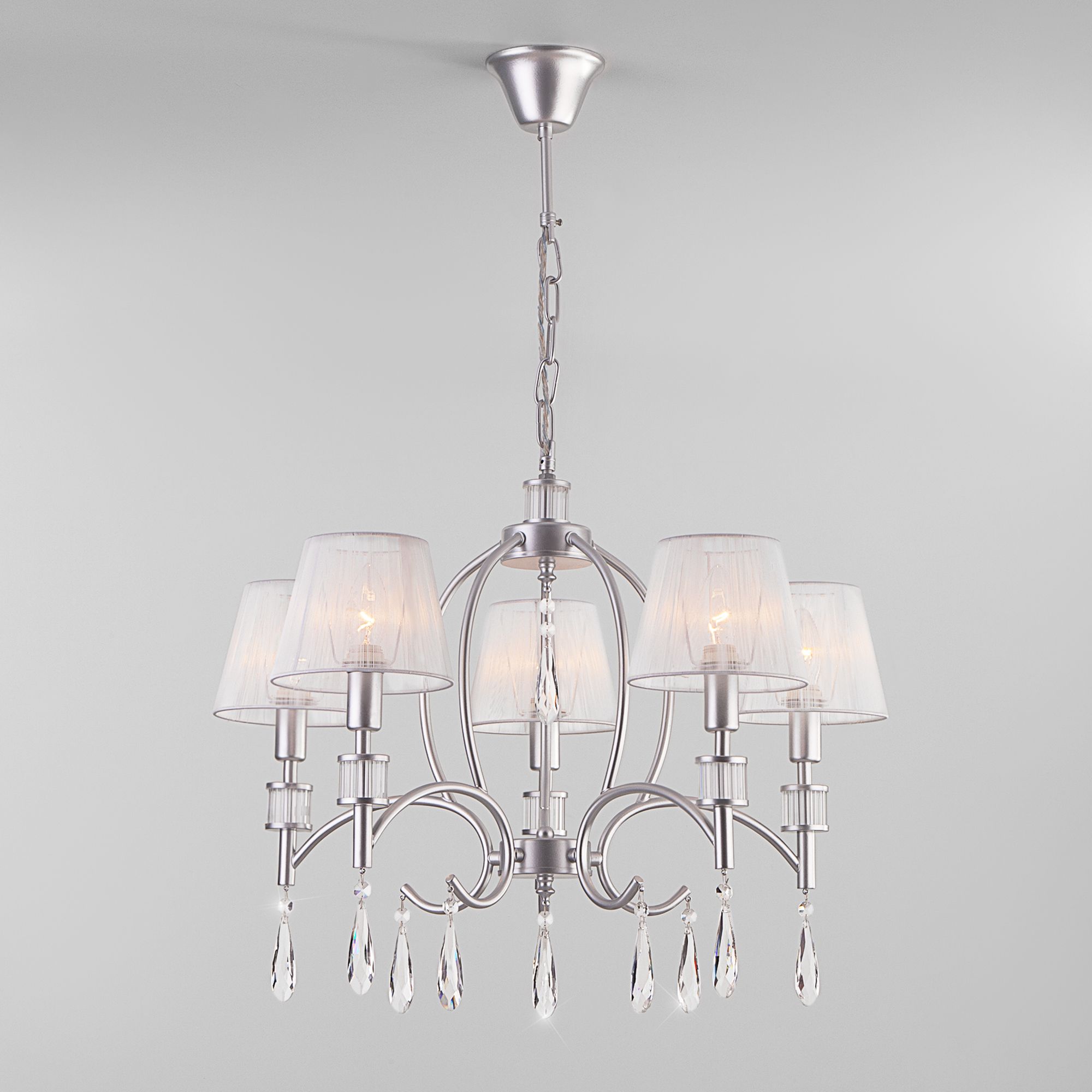 Классическая люстра с абажурами Eurosvet Capri 60092/5 серебро. Фото 1