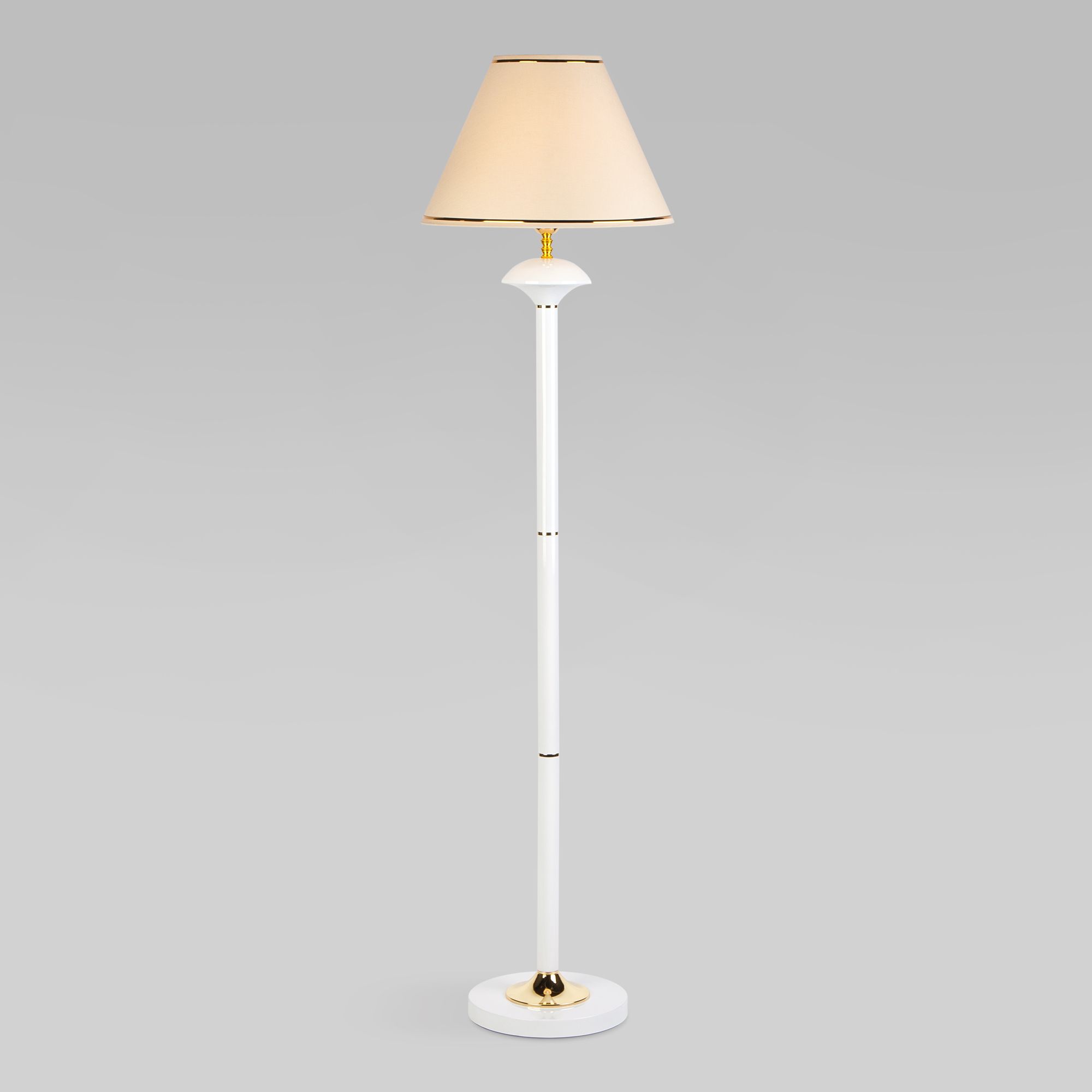 Напольный светильник с абажуром Eurosvet Lorenzo 01086/1 глянцевый белый. Фото 2