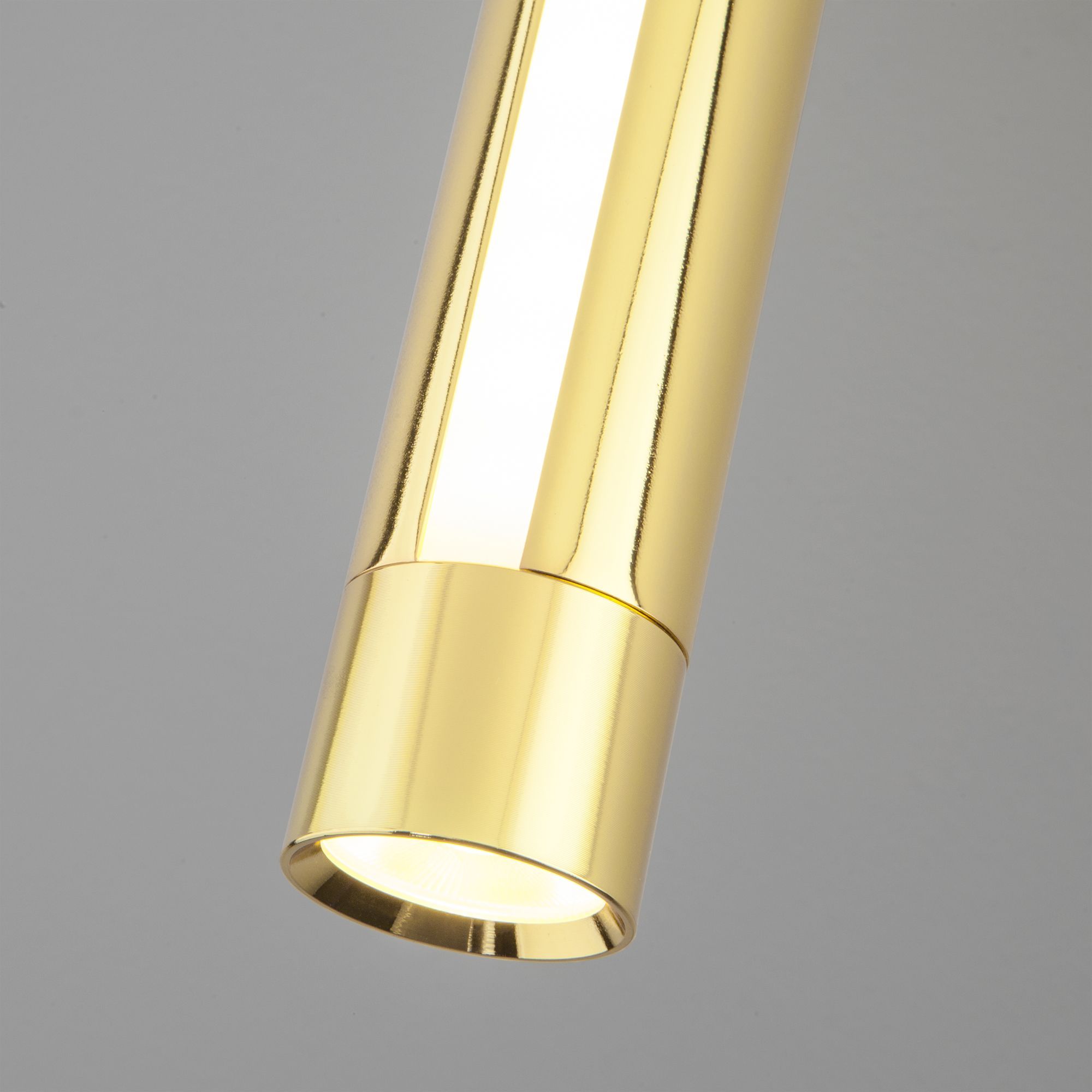 Настенно-потолочный светодиодный светильник Eurosvet Strong 20084/1 LED черный/золото. Фото 3