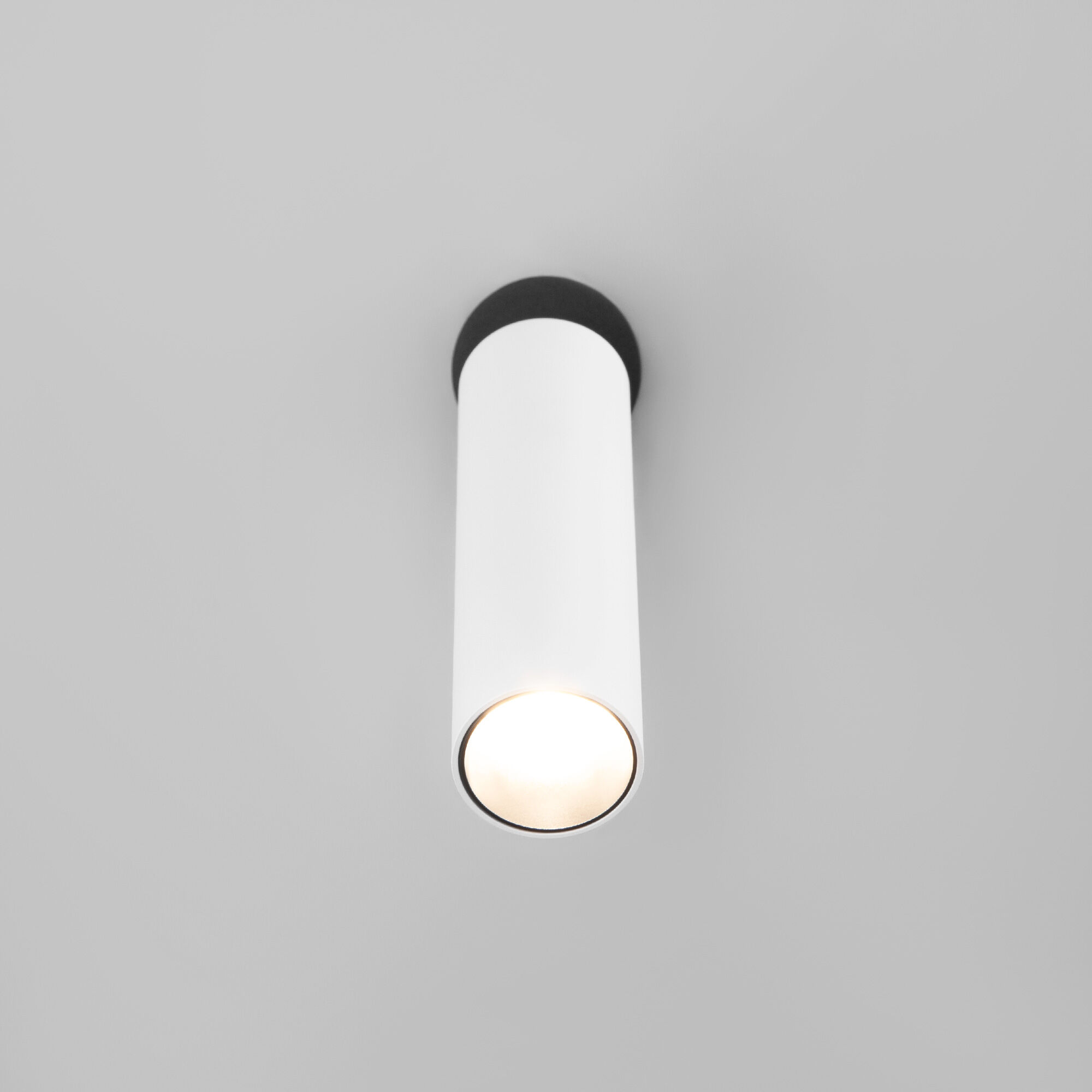 Светодиодный светильник Eurosvet Ease 20128/1 LED белый/черный. Фото 3