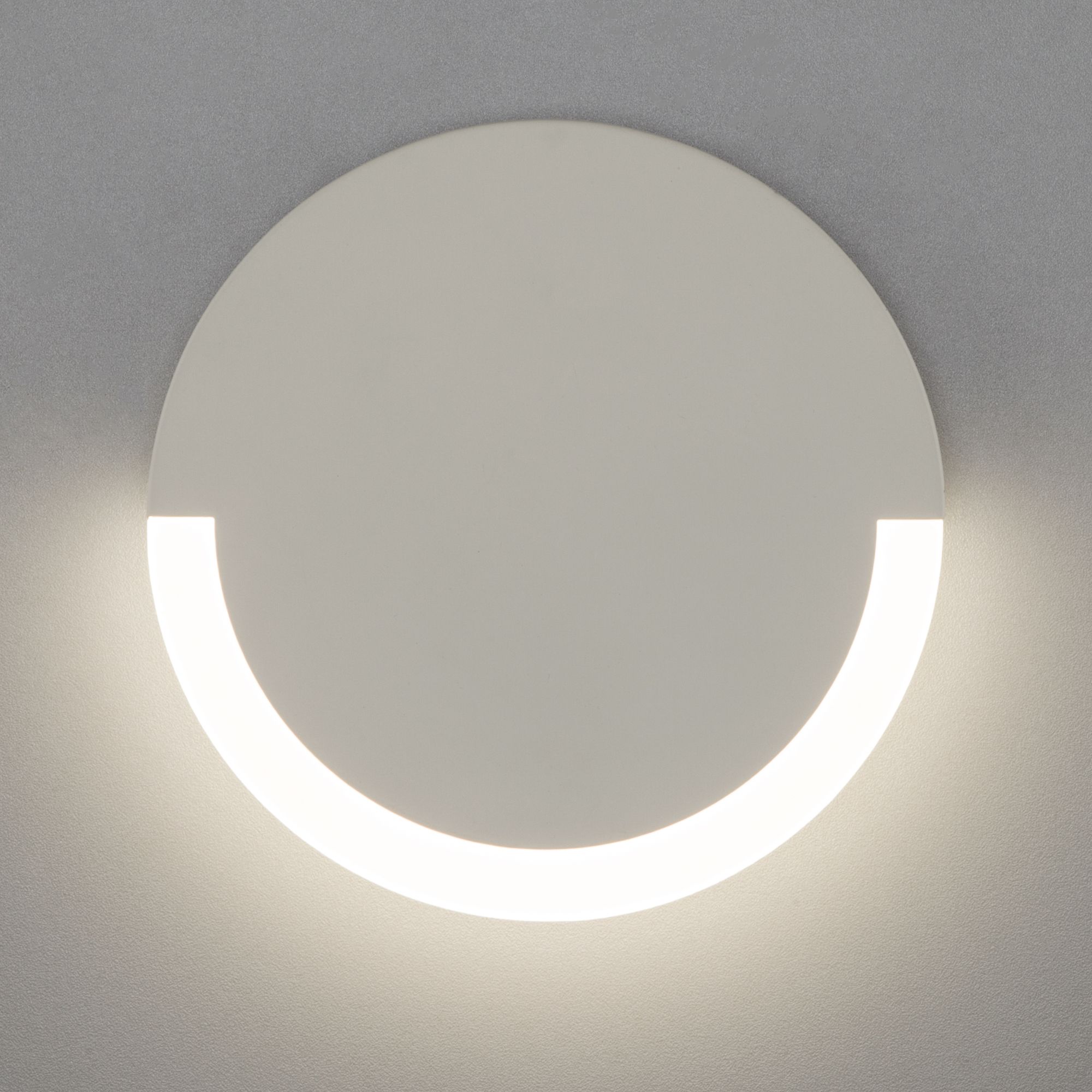 Настенный светодиодный светильник Eurosvet Radiant 40147/1 LED белый. Фото 4
