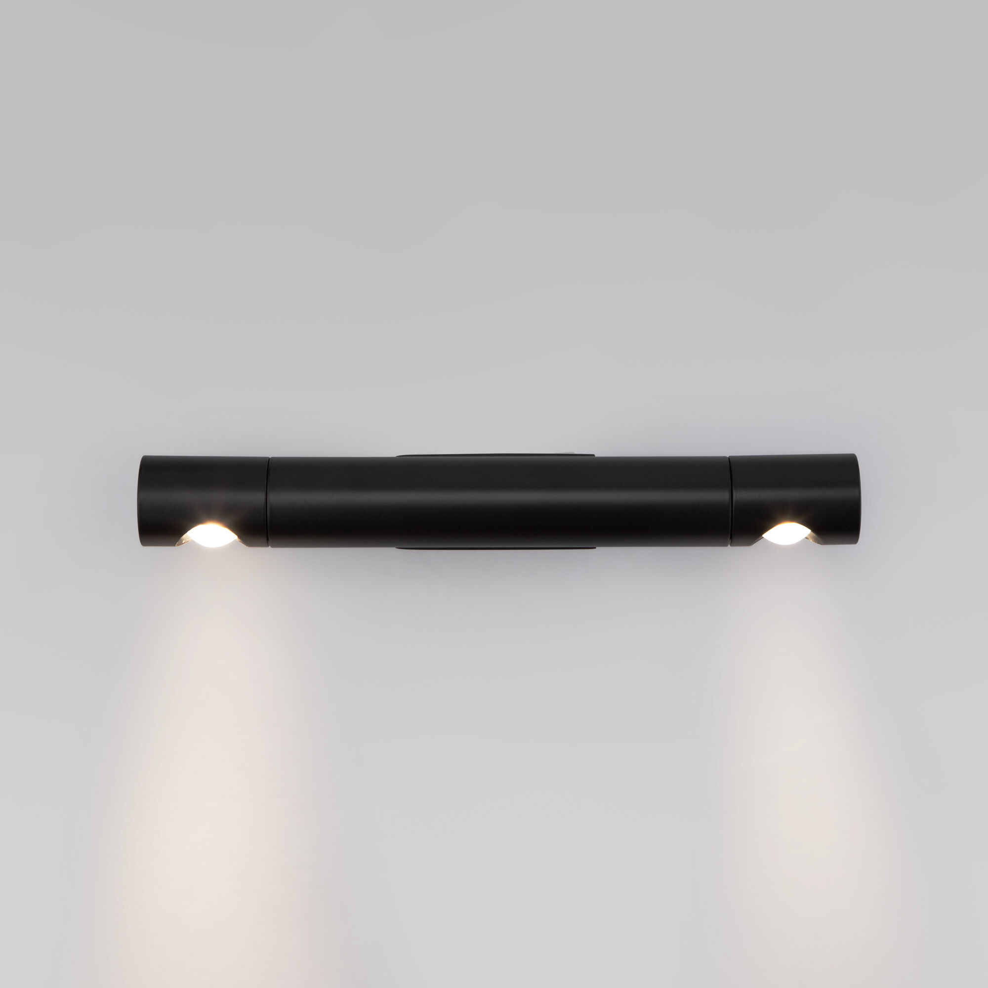 Настенный светильник Eurosvet Tybee 40161 LED черный. Фото 2