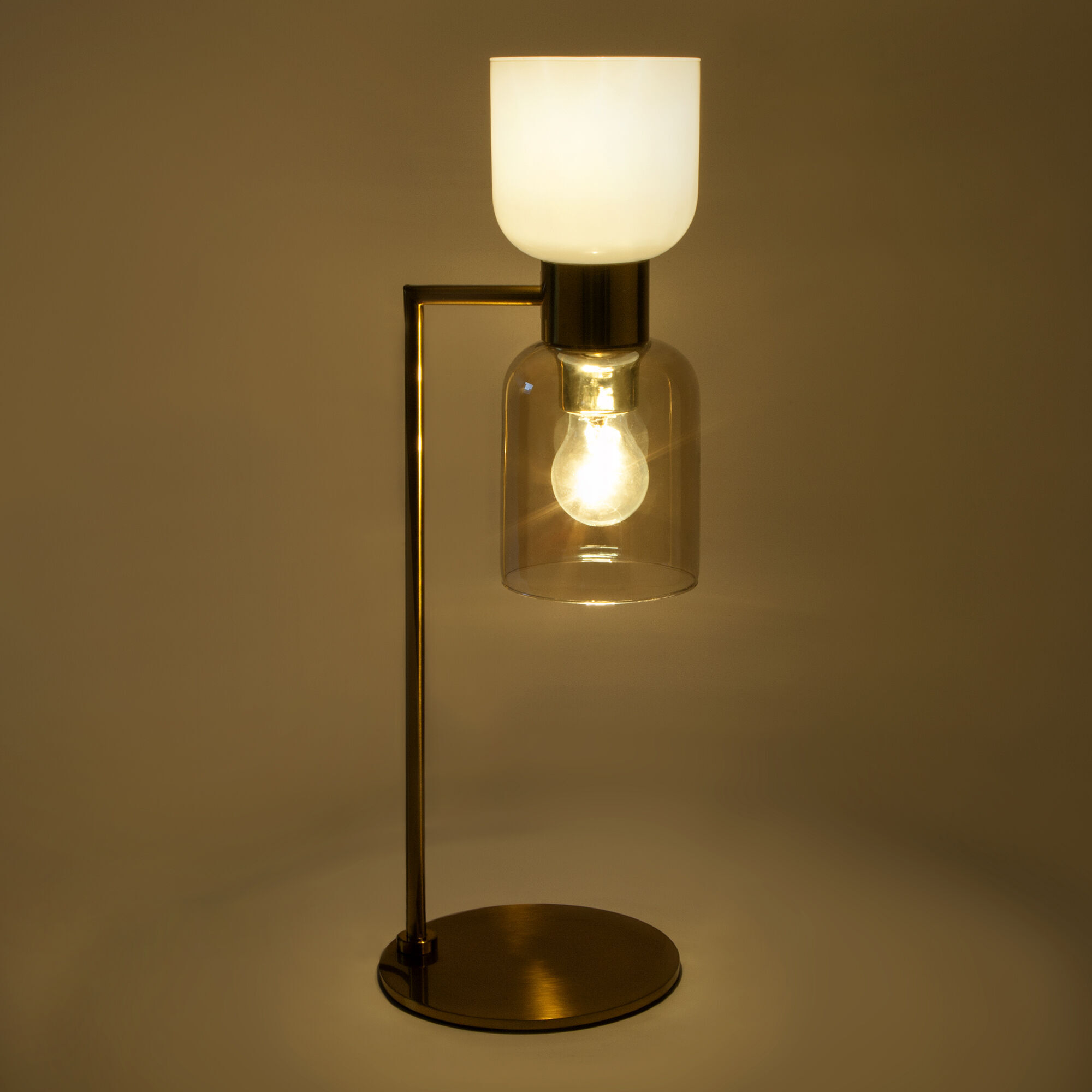 Настольная лампа со стеклянными плафонами Eurosvet Tandem 01084/2 латунь. Фото 2