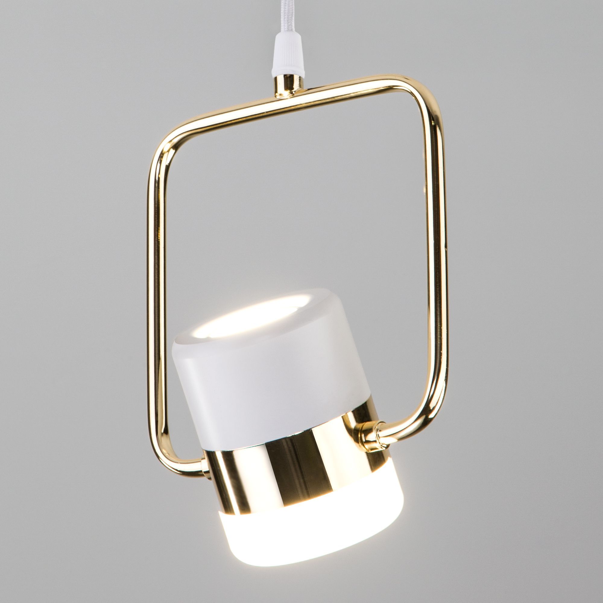 Подвесной светодиодный светильник 50165/1 LED золото/белый. Фото 3