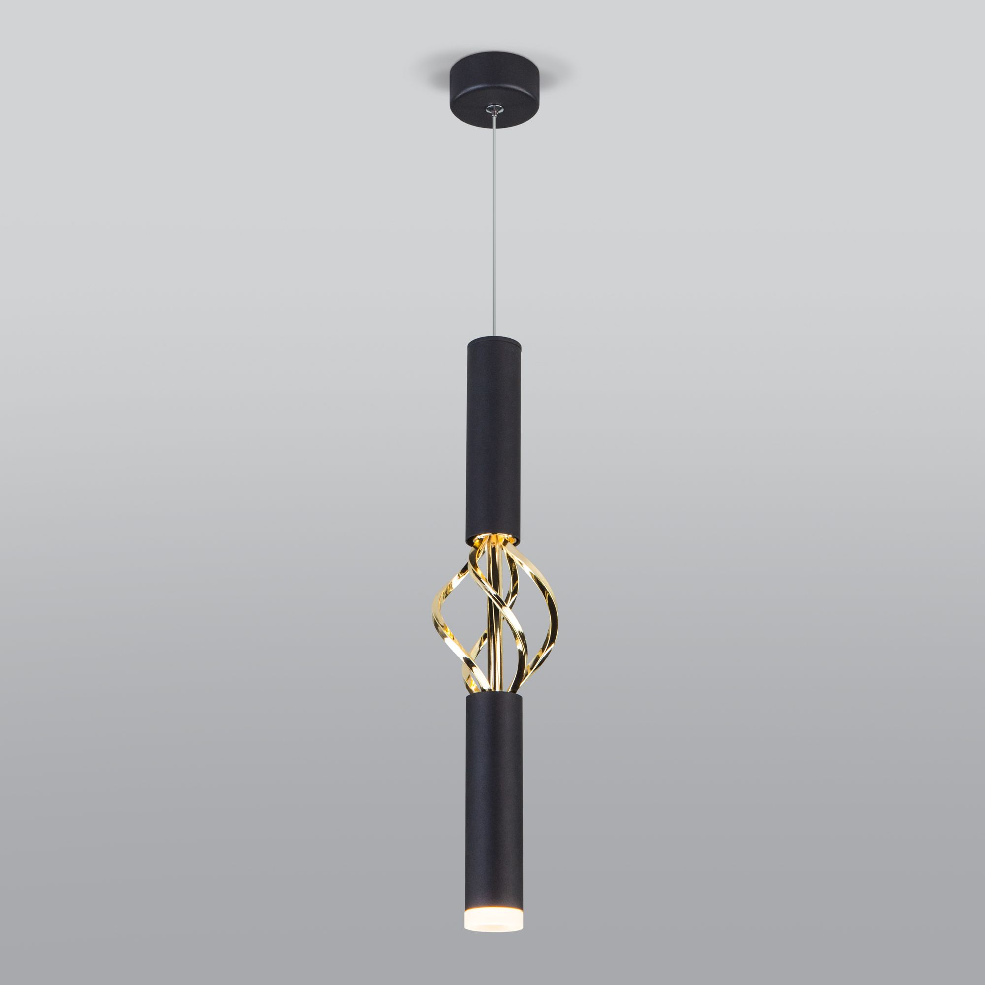 Подвесной светодиодный светильник Eurosvet Lance 50191/1 LED черный/золото. Фото 1