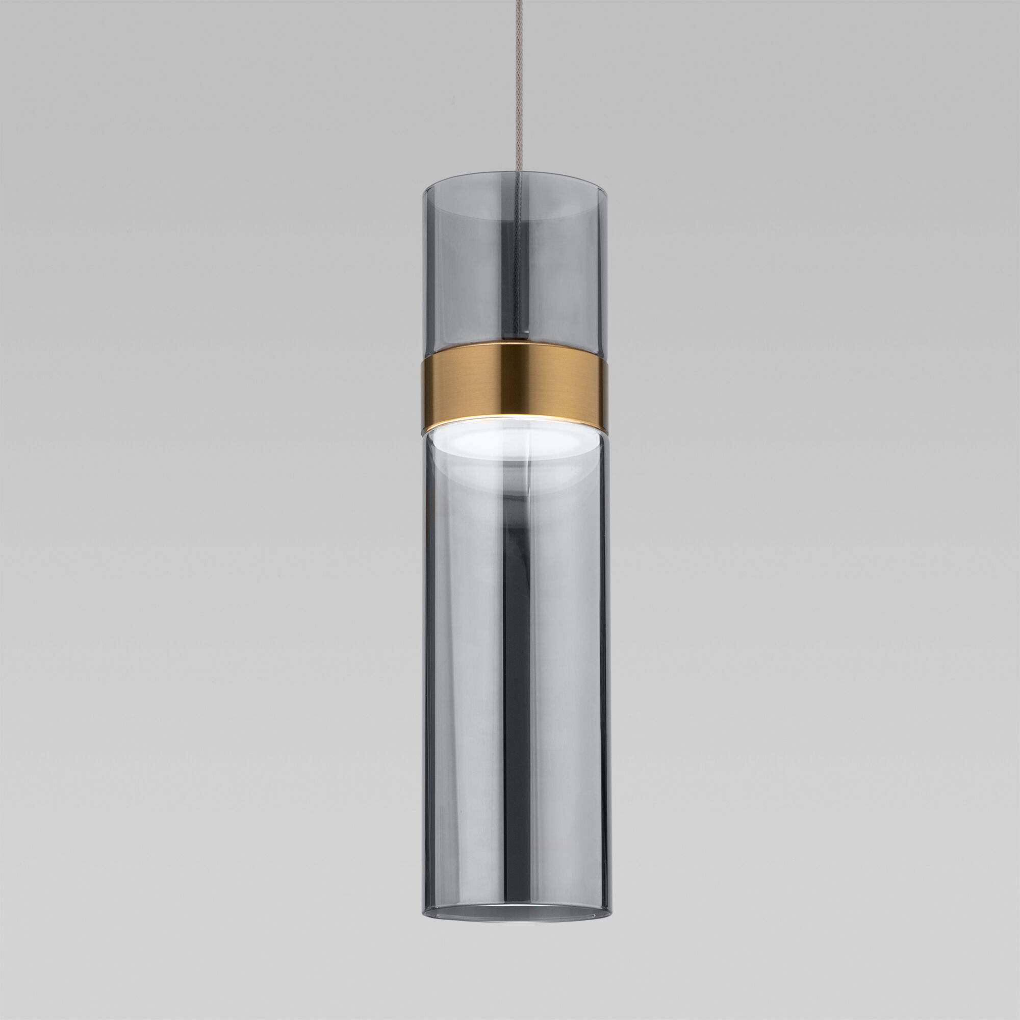 Подвесной светильник Eurosvet Lumen 50244/1 LED латунь/дымчатый. Фото 1