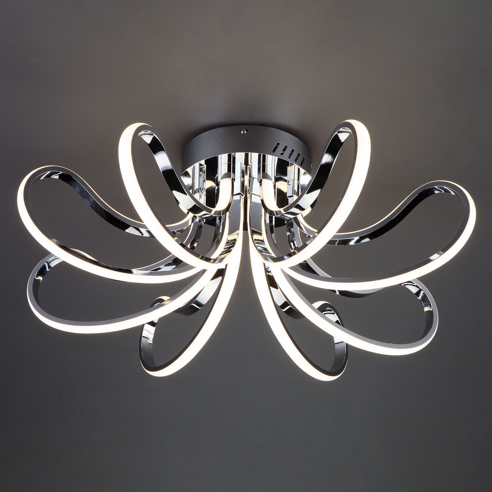 Светодиодный потолочный светильник Eurosvet Lilium 90079/8 хром. Фото 2