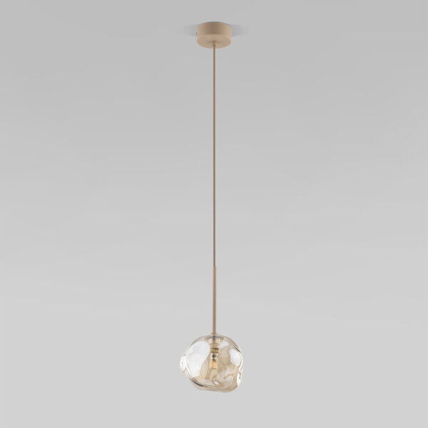 Подвесной светильник со стеклянным плафоном