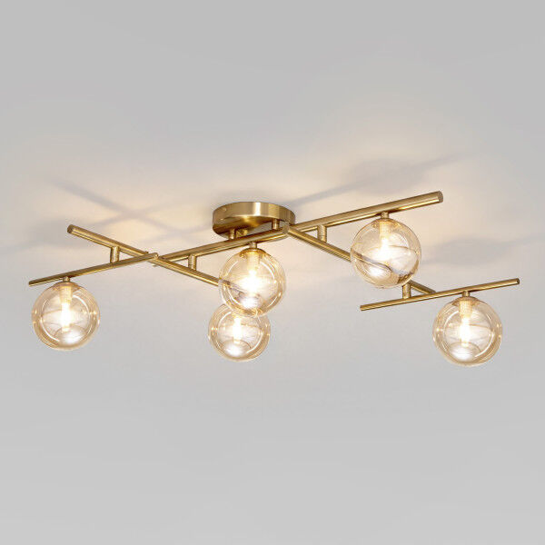 Потолочный светильник со стеклянными плафонами