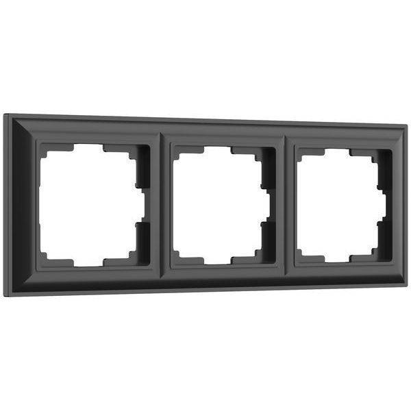 Рамка из пластика на 3 поста Fiore черный W0032208