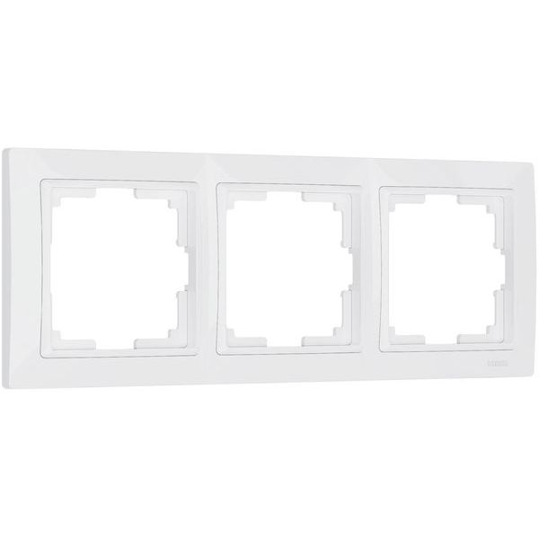 Рамка из поликарбоната на 3 поста Snabb Basic белый W0032001