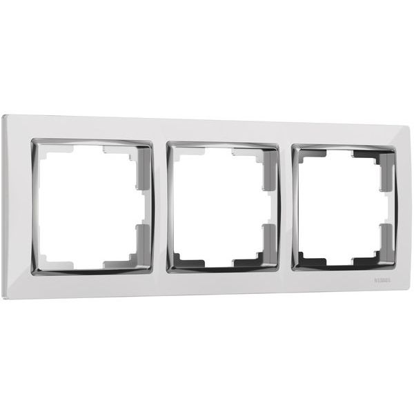 Рамка из поликарбоната на 3 поста Snabb белый/хром W0031901