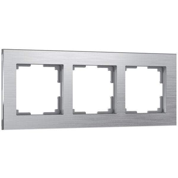 WL11-Frame-03