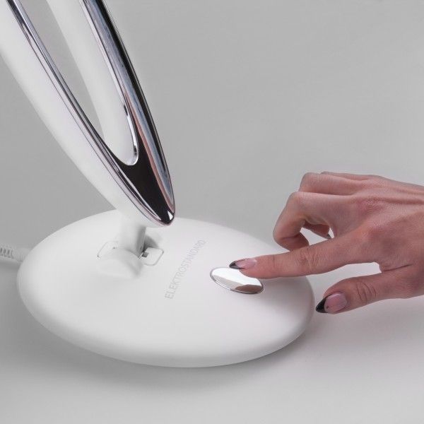 Настольный светодиодный светильник Saturn белый Saturn белый (TL80930)