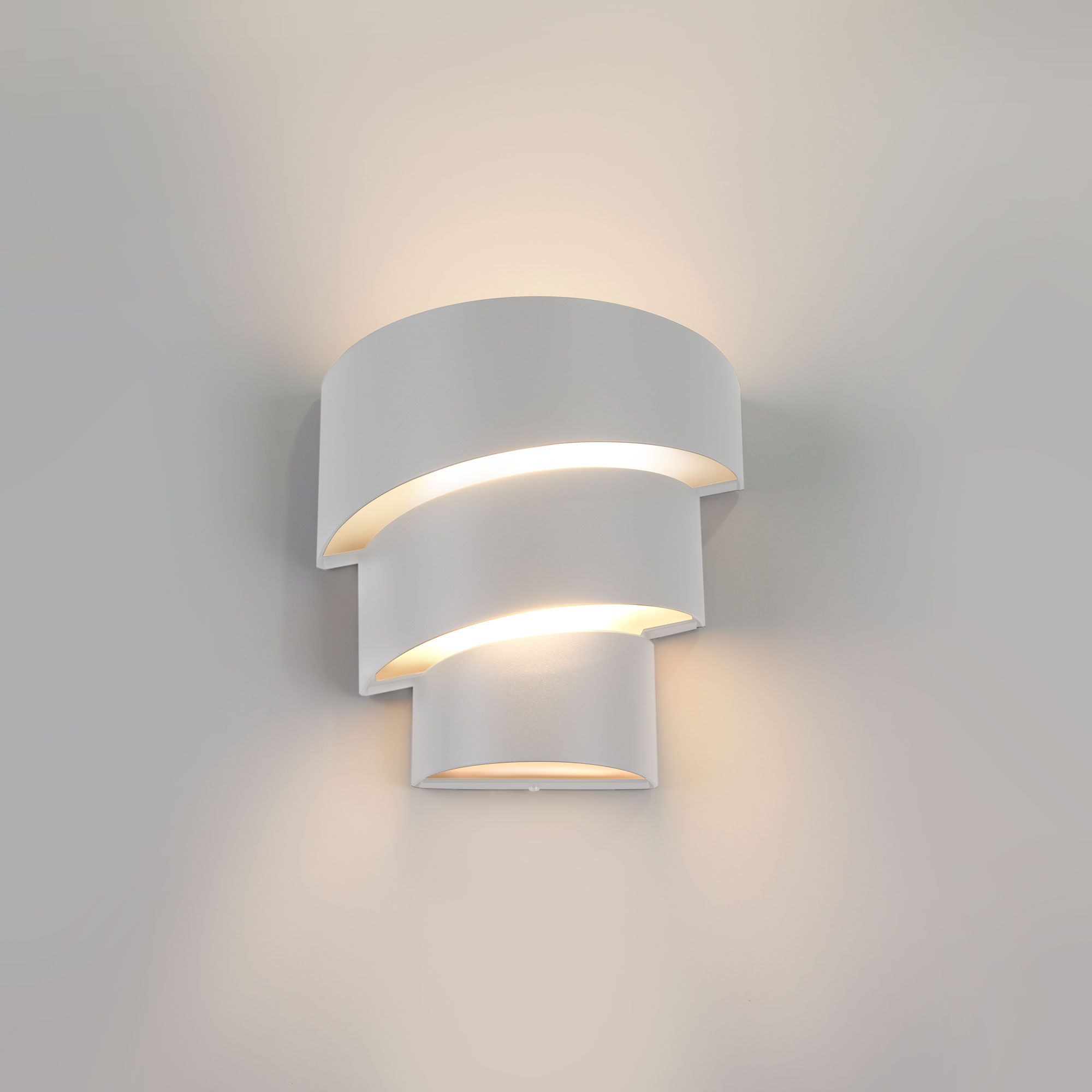 Пылевлагозащи<wbr>щенный светодиодный светильник Helix белый IP54 1535 Techno LED белый. Фото 1