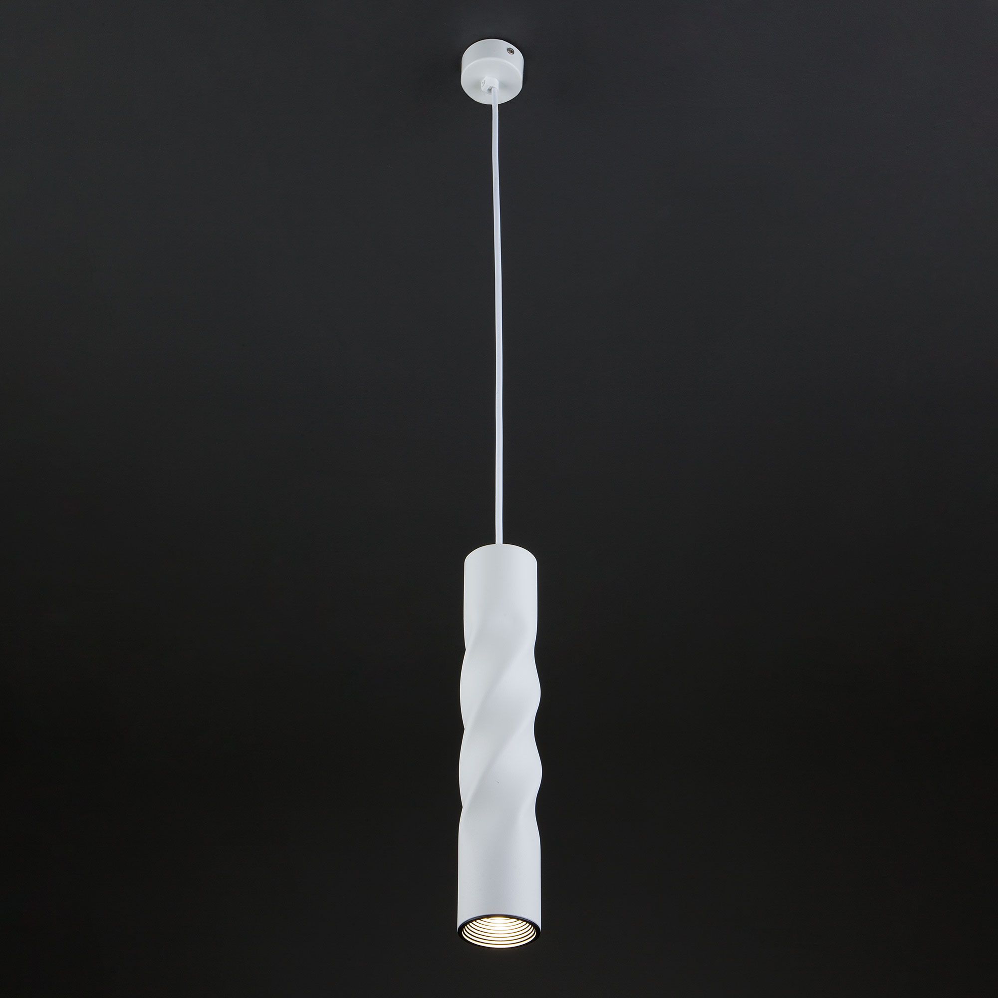Светодиодный подвесной светильник 50136/1 LED белый. Фото 4