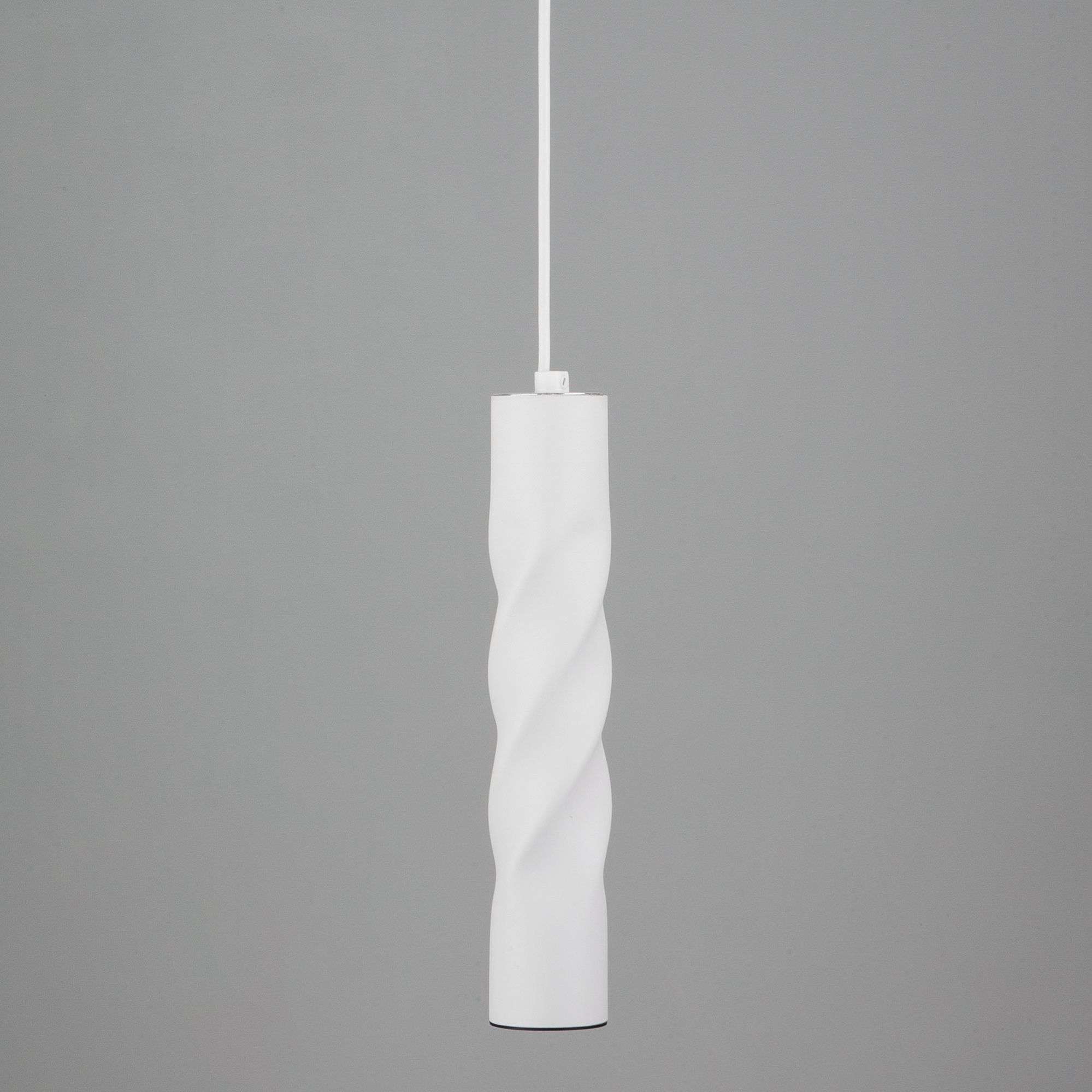 Светодиодный подвесной светильник Eurosvet Scroll 50136/1 LED белый. Фото 1