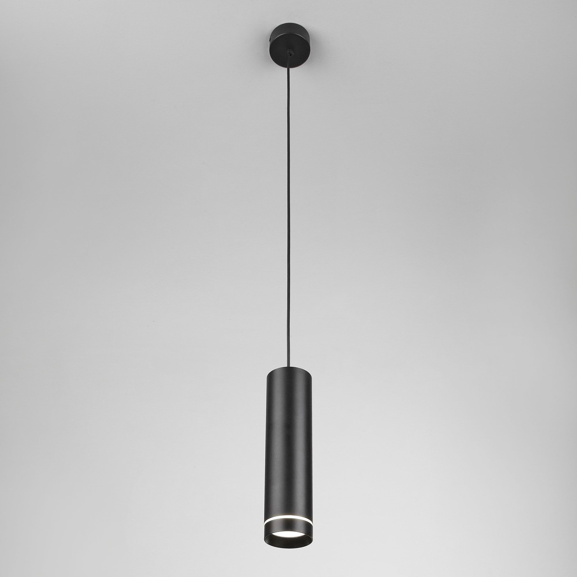 Подвесной светодиодный светильник Elektrostandard Topper DLR023 12W 4200K черный матовый. Фото 6