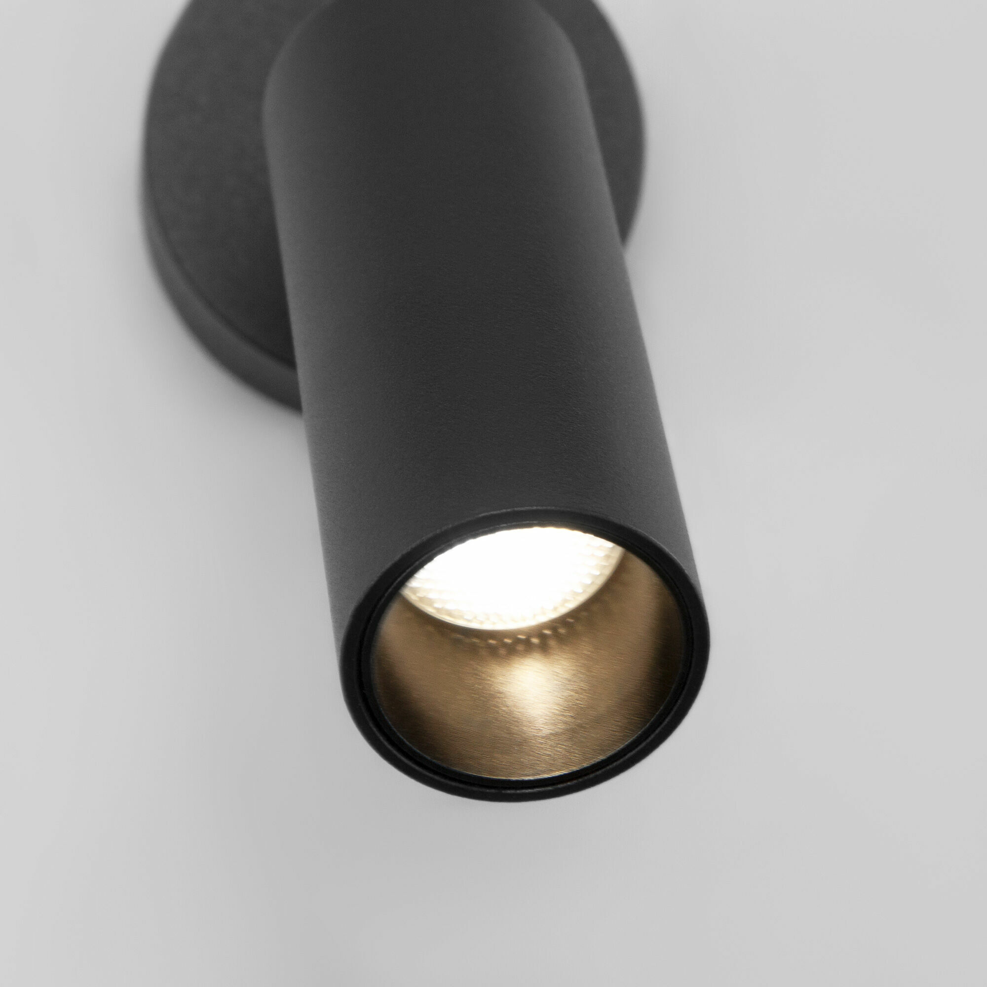 Светодиодный светильник Eurosvet Pin 20133/1 LED черный. Фото 3