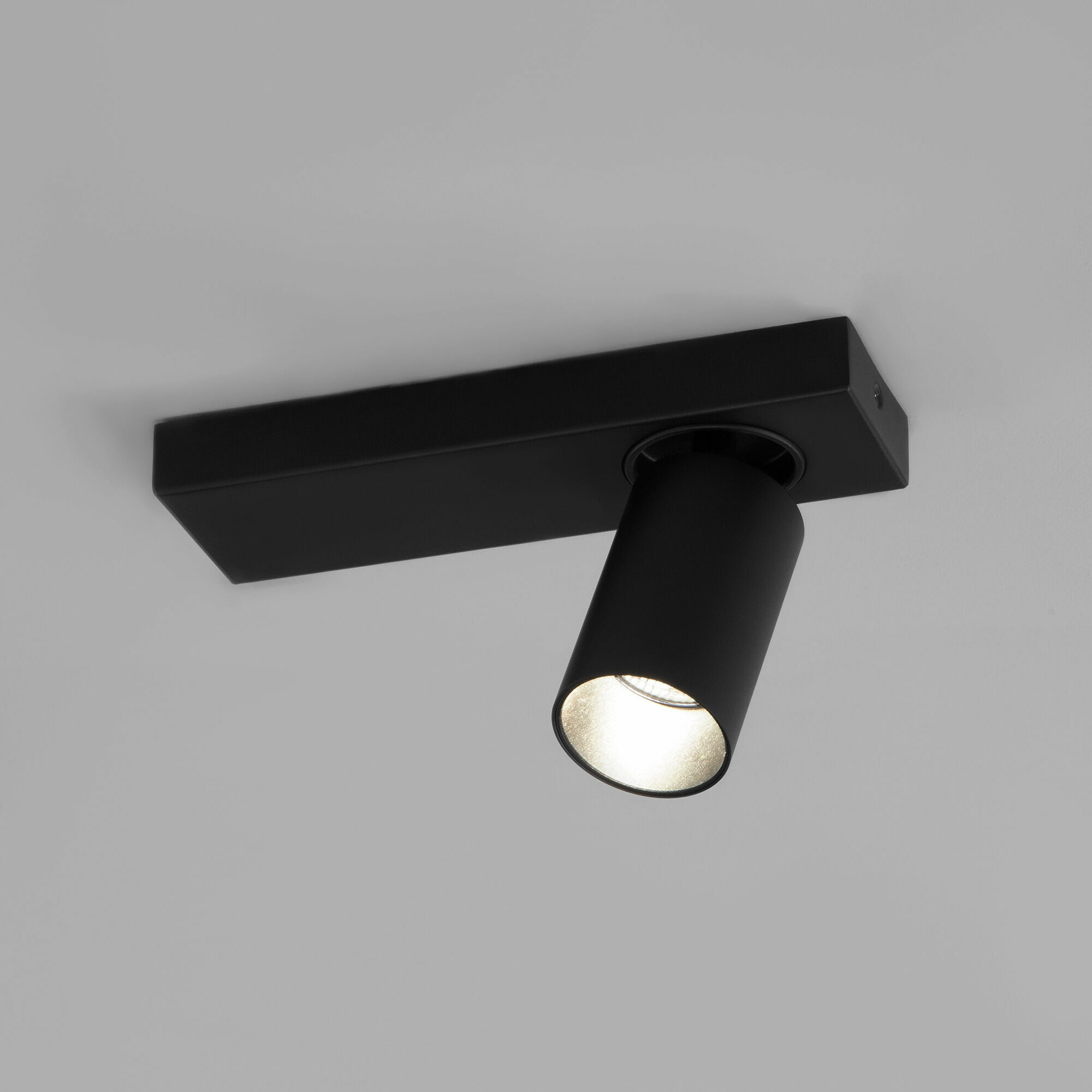 Светодиодный светильник Eurosvet Flank 20139/1 LED черный. Фото 9