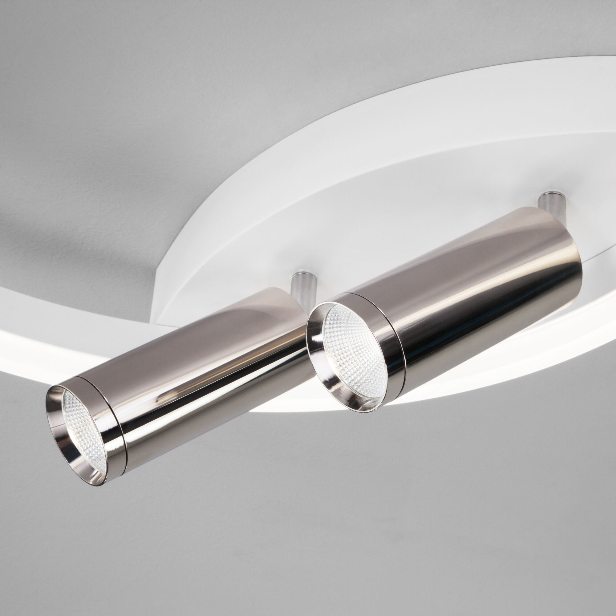 Умный потолочный светильник Eurosvet Luminari 90247/3 Eurosvet Luminari 90247/3 белый/хром Smart. Фото 2