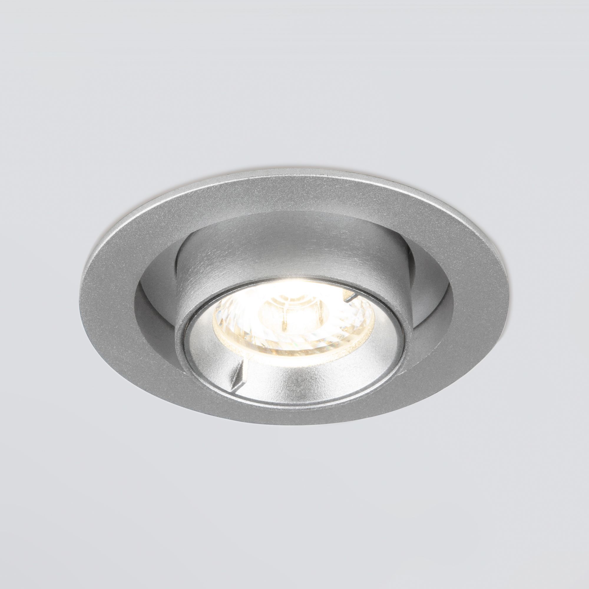 Встраиваемый точечный светодиодный светильник Elektrostandard Pispa 9917 LED 10W 4200K серебро. Фото 3