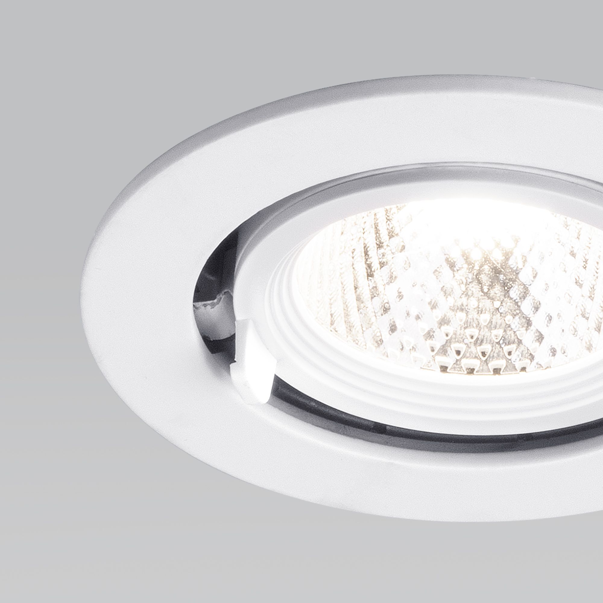 Встраиваемый точечный светодиодный светильник Elektrostandard Osellu 9918 LED 9W 4200K белый. Фото 3